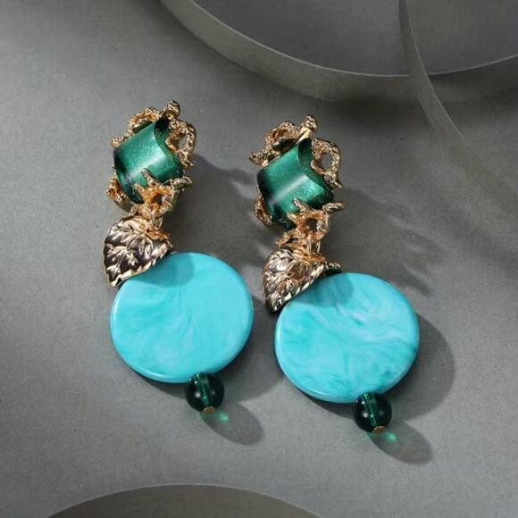 🔅🆕🔅 Statement BoHo Blue Resin Clip On Earrings ✨ - Picture 6 of 13